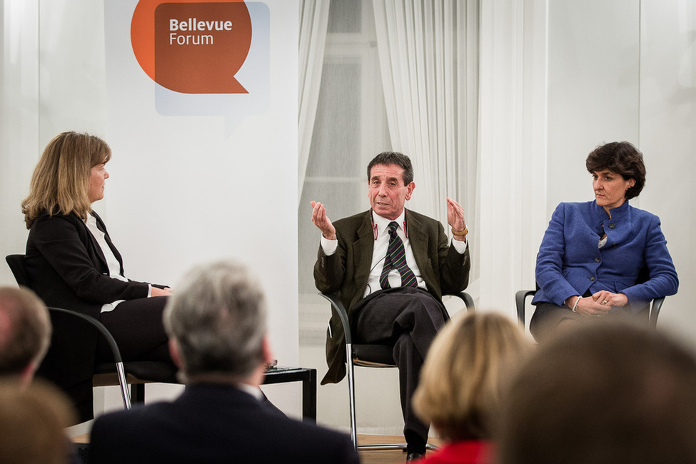 Podiumsdiskussion zum Thema 'Was hält Europa zusammen?" im Rahmen des Bellevue Forums